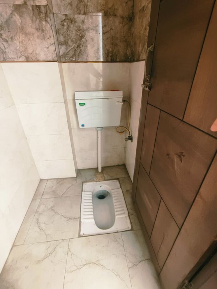 Bathroom, dwarka mor 2 Bedroom 720 Sq.Ft. Builder Floor In Dwarka Mor Delhi 9727738