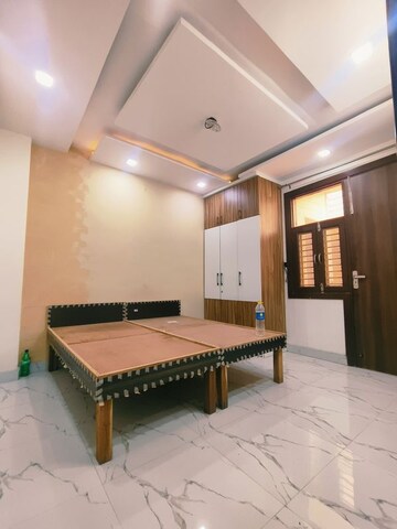 Bedroom in 2 BHK Builder Floor at Dwarka Mor – for Rent