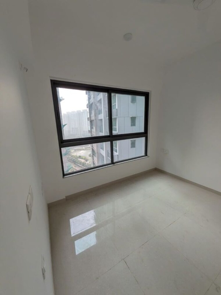 Room, kalpataru-immensa 2 Bedroom 600 Sq.Ft. Apartment In Kolshet Road Thane 9812539