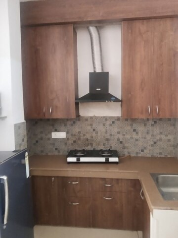 Furnished Amenities in 2 BHK Builder Floor at Suncity – for Sale