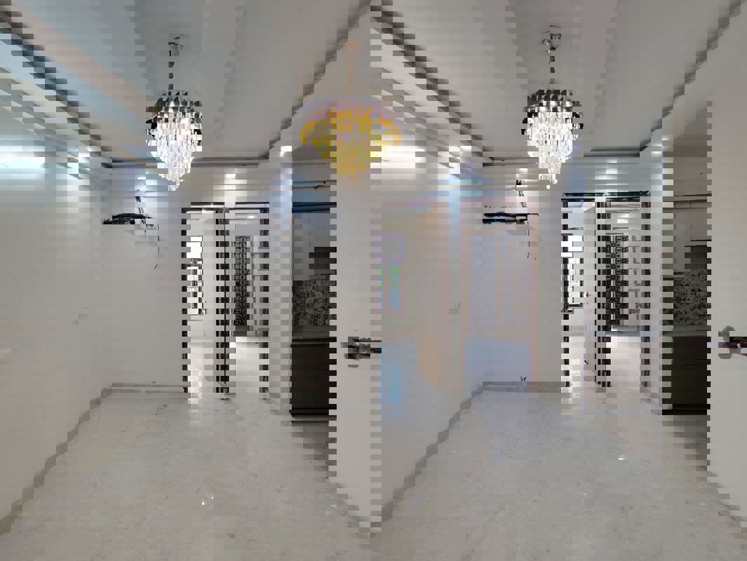 3 BHK Builder Floor For Sale in Chattarpur