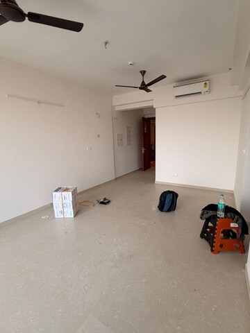 Room in 3 BHK Apartment at Godrej Woods, Sector 43 – for Rent