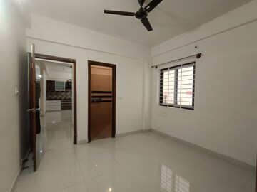 Room in 2 BHK Independent House at Hsr Layout – for Rent