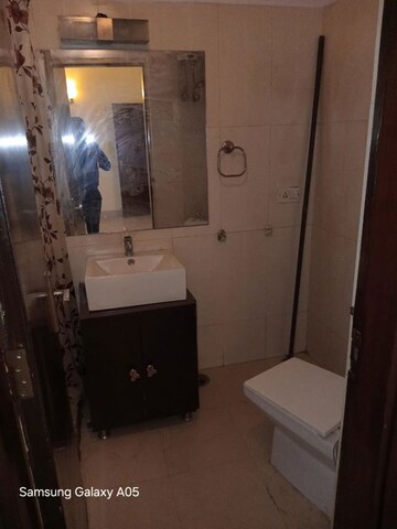Bathroom in 3 BHK Builder Floor at Greater Kailash ii – for Rent