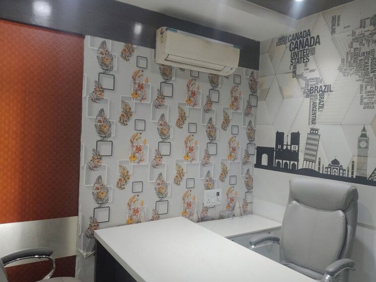 Team Area, netaji subhash place Commercial Office Space 535 Sq.Ft. In Netaji Subhash Place Delhi 9812590