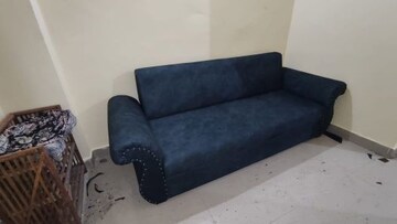 Bedroom in 1 BHK Apartment at Tiwaripur – for Rent