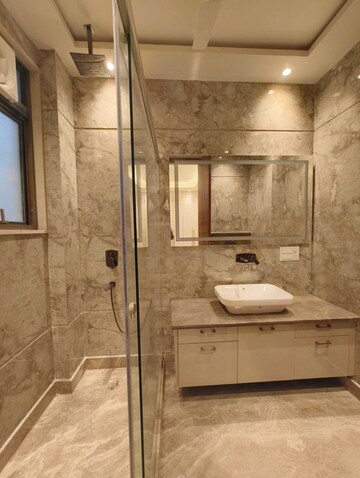 Bathroom in 3 BHK Builder Floor at Greater Kailash Part 3 – for Rent