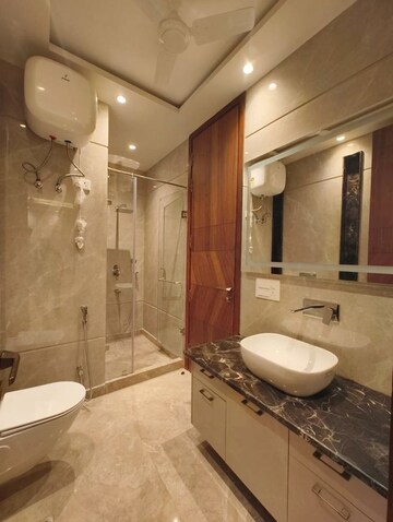 Bathroom in 3 BHK Builder Floor at Greater Kailash Part 3 – for Rent