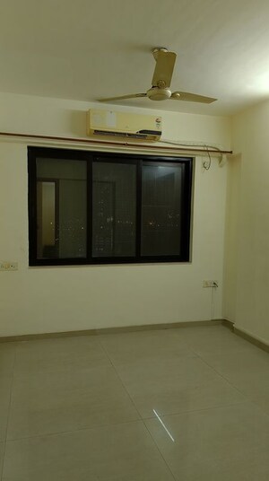 Bedroom in 3 BHK Apartment at Dosti Acres Aster, Wadala East – for Rent