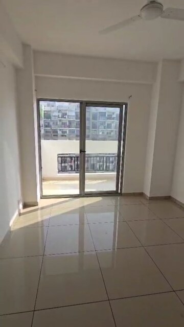 2 BHK Apartment For Sale in Gulshan Bellina, Sector 16 Greater Noida