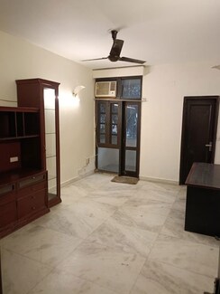 3 BHK + Servant Room Builder Floor For Rent in Greater Kailash II