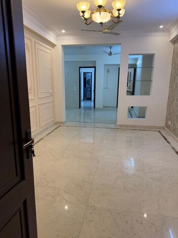 Room in 3 BHK Builder Floor at Saket – for Rent
