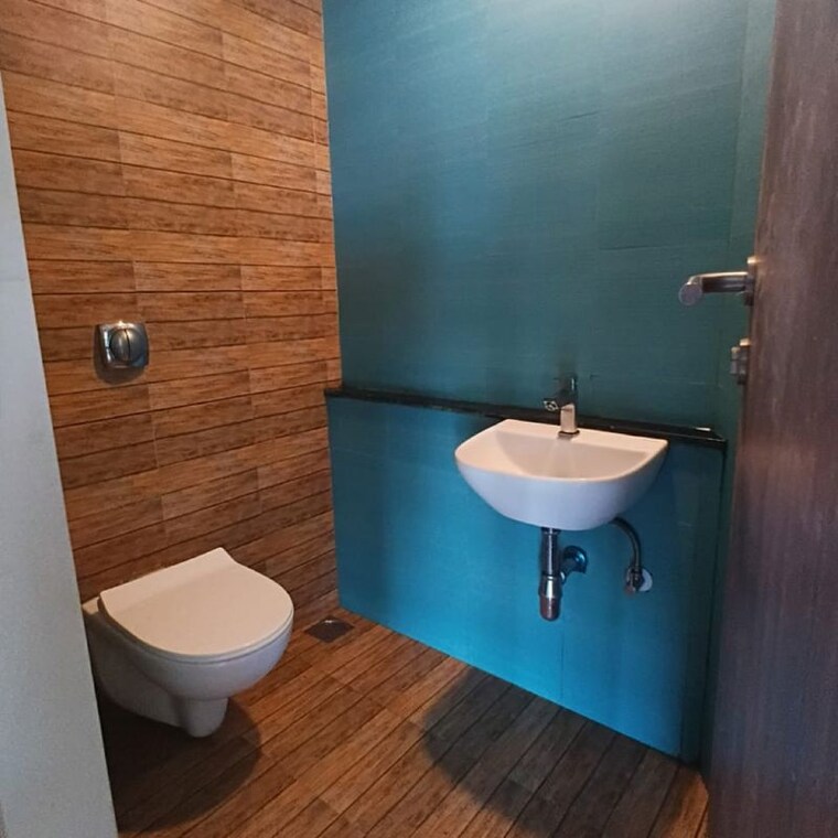 Bathroom, lodha-crown-quality-homes 1 Bedroom 354 Sq.Ft. Apartment In Saket Complex Thane 9812643