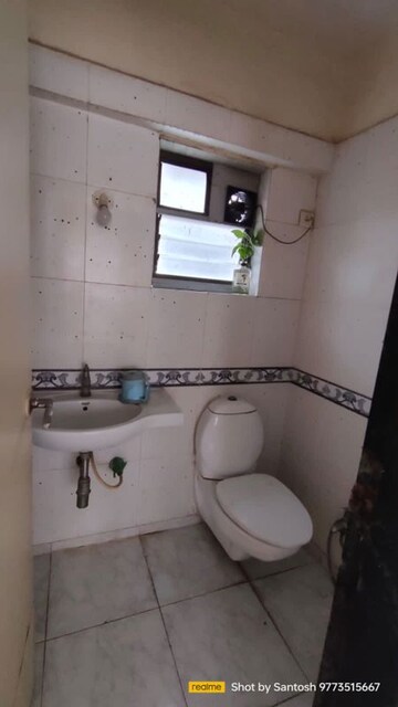 Master Bedroom in 1 BHK Apartment at Anand Heights, Wadala – for Rent