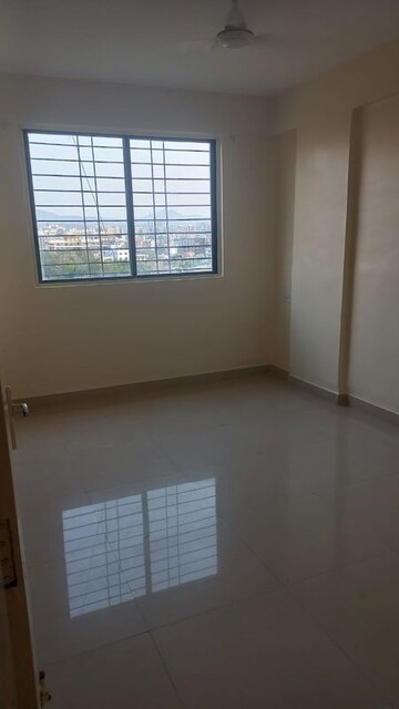 Room in 2 BHK Apartment at Archana Hill Town, Kondhwa – for Sale