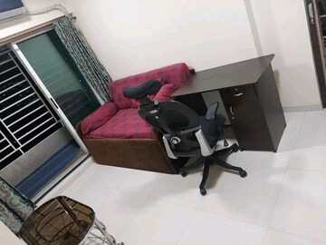 Master Bedroom in 1 BHK Apartment at Shraddha Autumn Park, Kanjurmarg East – for Rent