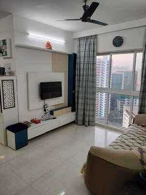 Living Room in 2 BHK Apartment at Thane West – for Rent