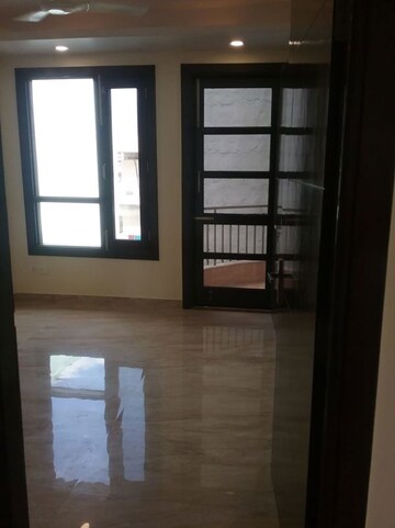 Room in 2 BHK Apartment at Smart World One DXP, Sector 113 – for Sale