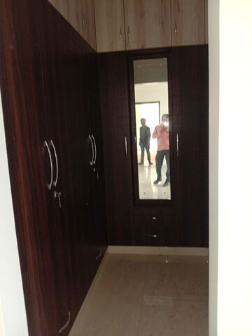 Room in 4 BHK Apartment at Max Estate 360, Sector 36a – for Sale