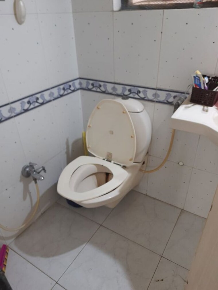 Bathroom, dosti-estates 1 Bedroom 390 Sq.Ft. Apartment In Wadala East Mumbai 9812689