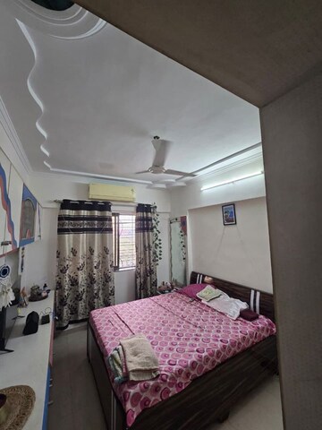 Bedroom in 2 BHK Apartment at Avant Hillway, Goregaon East – for Rent