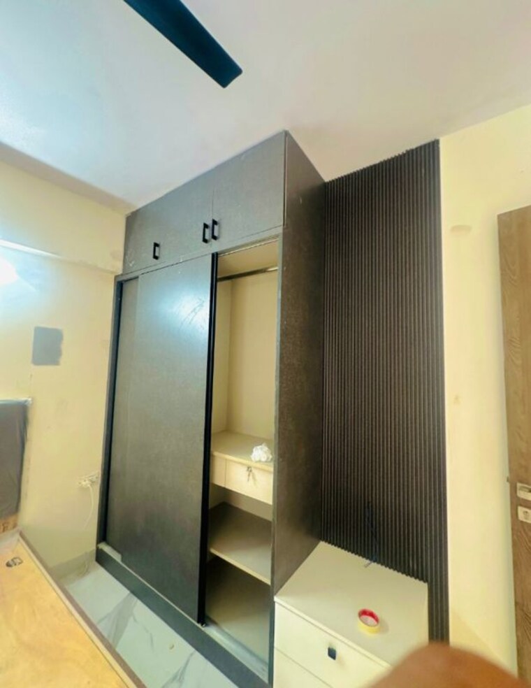 Master Bedroom, smart-world-gems 2 Bedroom 1105 Sq.Ft. Apartment In Sector 89 Gurgaon 9812723