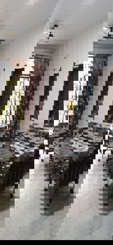 2 BHK Independent House For Rent in Sector 33