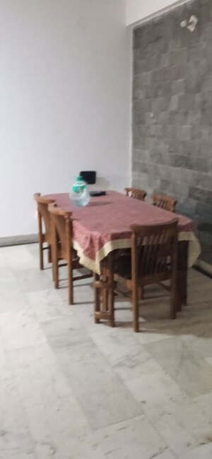 2 BHK Independent House – Exterior View View at Sector 33 - for Rent