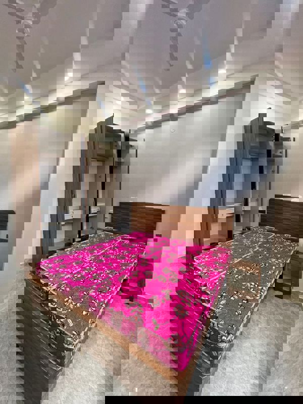 1 BHK Builder Floor For Rent in Sector 43