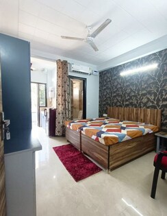 1 RkBuilder Floor For Rent in Sector 46