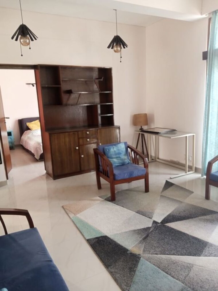 Team Area, new friends colony 1 Bedroom 150 Sq.Yd. Builder Floor In New Friends Colony Delhi 9812774
