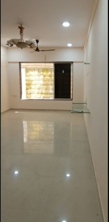 2 BHK Apartment For Sale in Pooja CHS Borivali, Borivali West