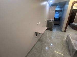 Room in 2 BHK Builder Floor at Sushant Lok 3, Sector 57 – for Rent