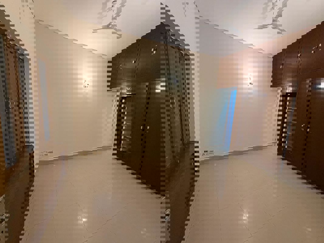 2 BHK + Pooja Room,Servant Room Builder Floor For Rent in Sarvapriya Vihar