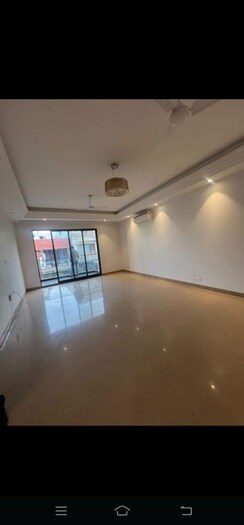 4 BHK + Pooja Room,Servant Room,Study Room Builder Floor For Sale in Kailash Colony