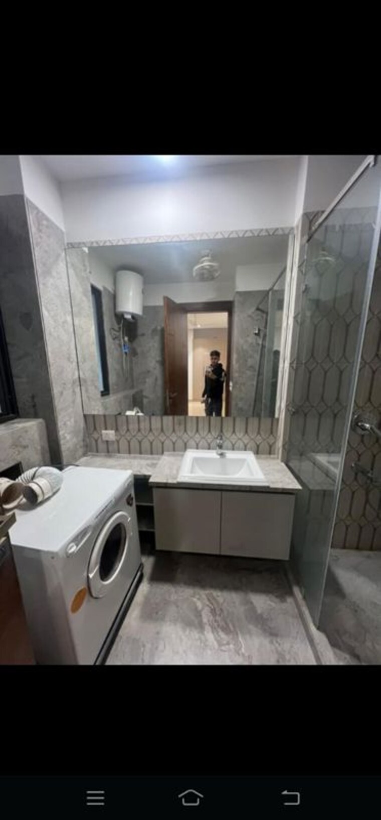 Kitchen, kailash colony 4 Bedroom 311 Sq.Yd. Builder Floor In Kailash Colony Delhi 9812808