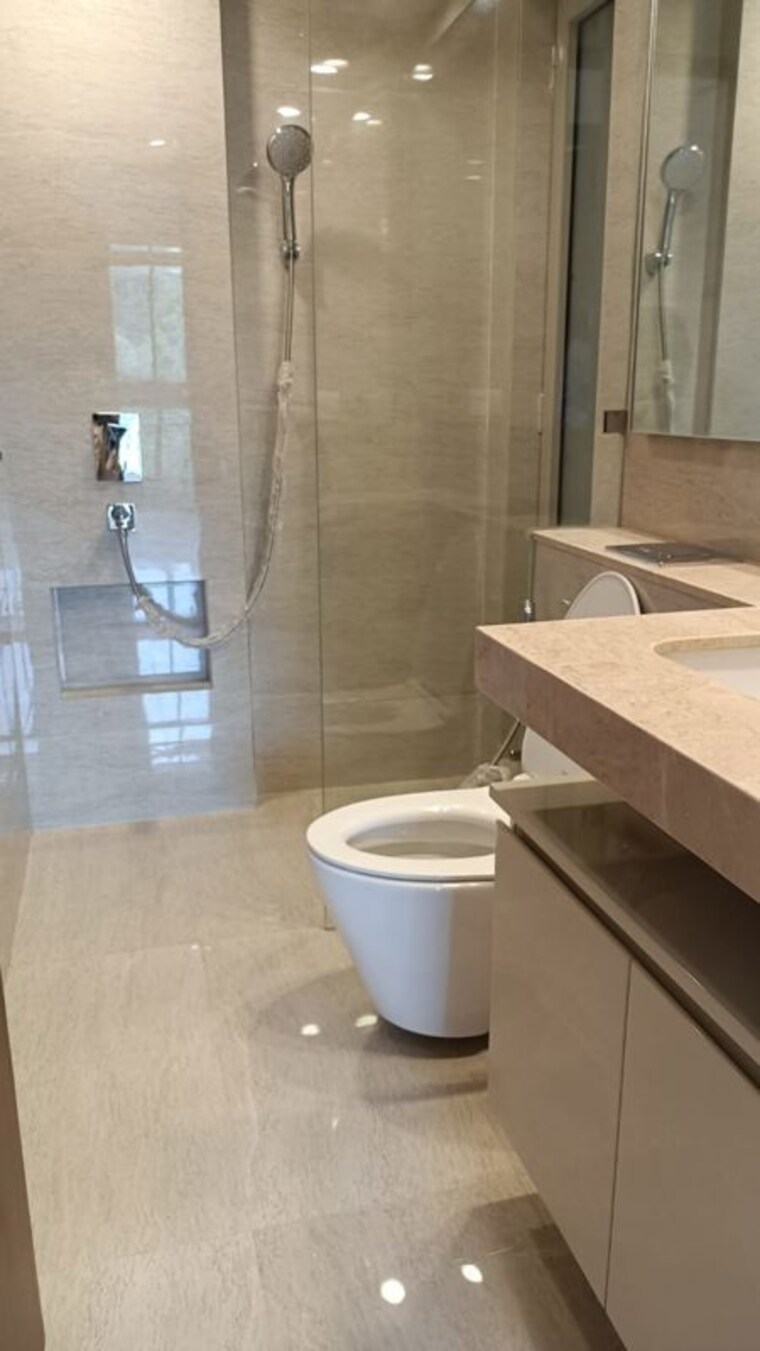 Bathroom, hiranandani-castle-rock 2 Bedroom 629 Sq.Ft. Apartment In Powai Mumbai 9812840