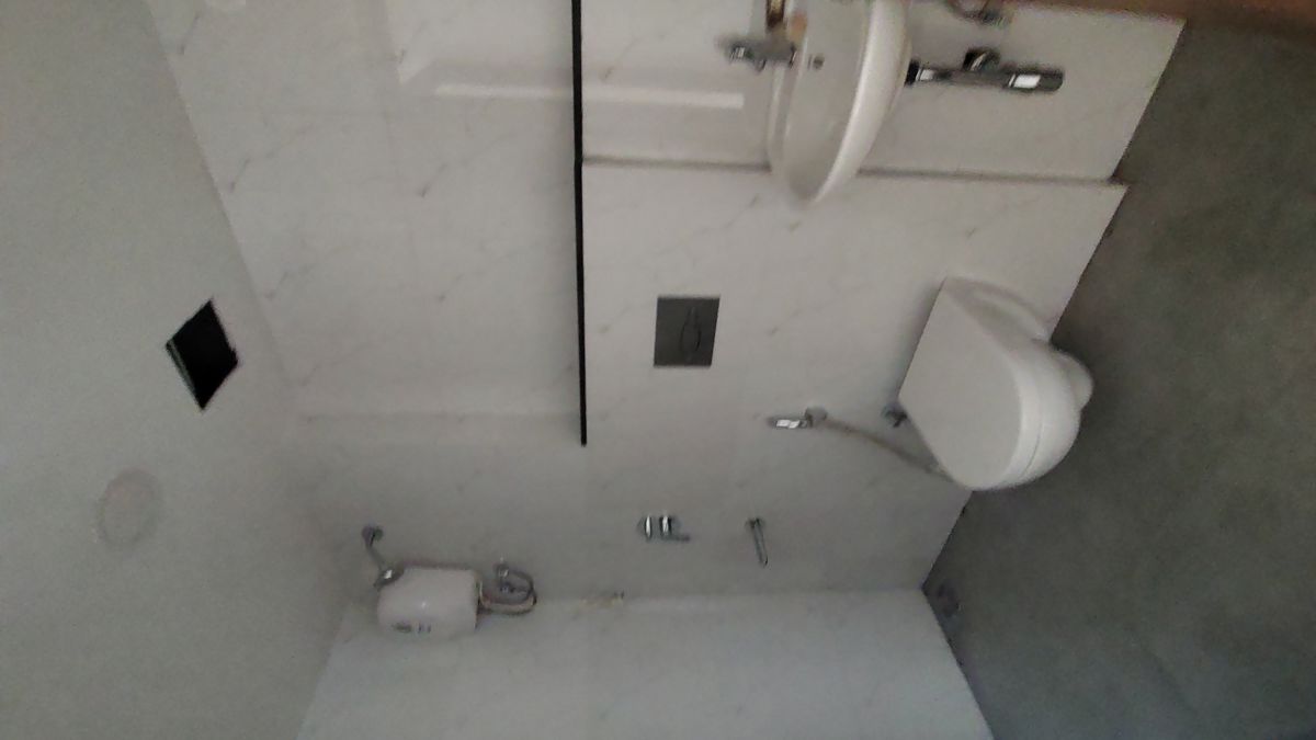 3 BHK + Extra Room Apartment For Rent in Indiabulls One Indiabulls