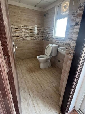 Bathroom in 4 BHK Apartment at Mahagun Mywoods, Sector 16c Greater Noida – for Rent