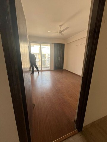 4 BHK Apartment For Rent in Mahagun Mywoods, Sector 16c Greater Noida