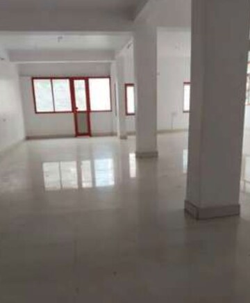  Shop For Rent in Chinar Park