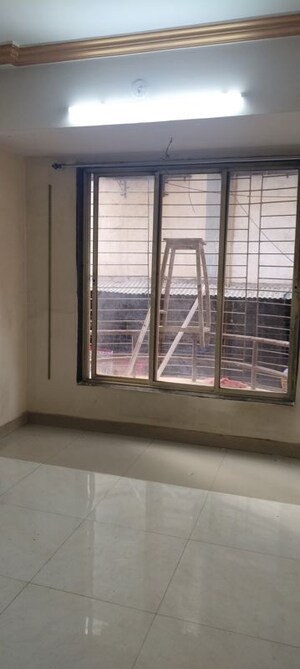 Room in 1 BHK Apartment at Seawoods Sector 50 – for Rent