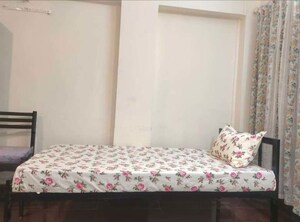 Bedroom in  Pg at Chembur – for Rent