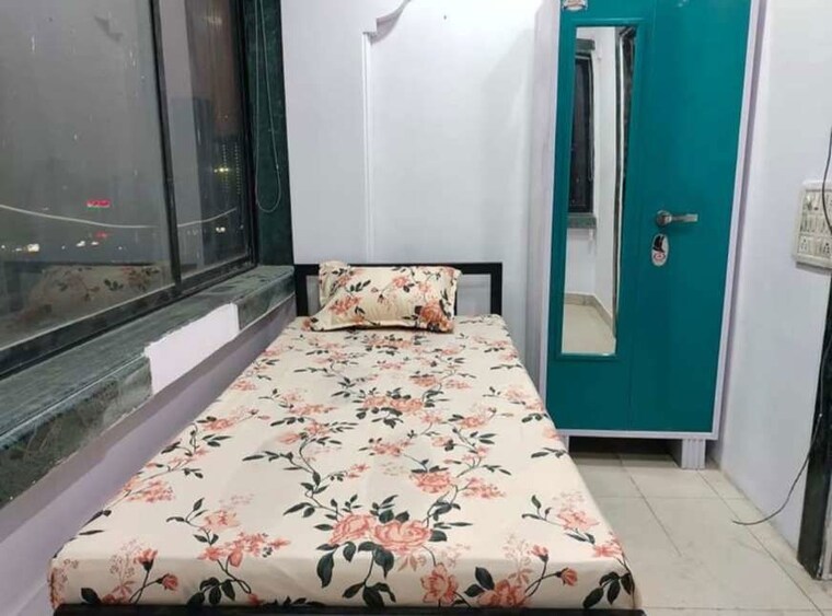 Bedroom, kanjurmarg east Pg For Boys & Girls In Kanjurmarg East 9812892