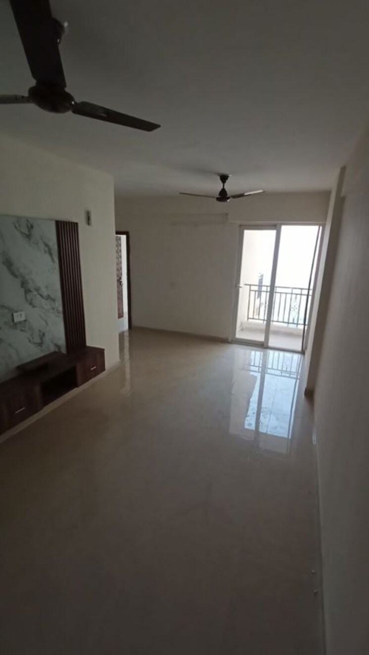 Room, signature-global-prime 2 Bedroom 573 Sq.Ft. Apartment In Sector 63a Gurgaon 9812903