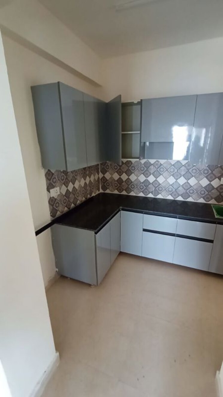 Kitchen, signature-global-prime 2 Bedroom 573 Sq.Ft. Apartment In Sector 63a Gurgaon 9812903