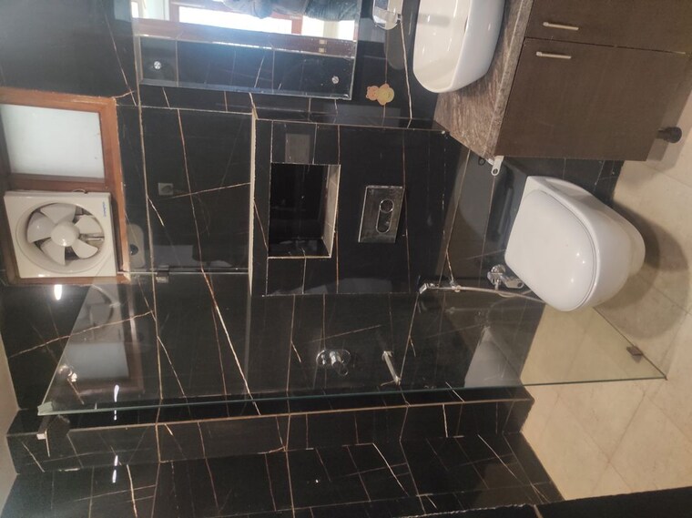 Attached Bathroom, sector 38 3 Bedroom 2100 Sq.Ft. Builder Floor In Sector 38 Gurgaon 9812909