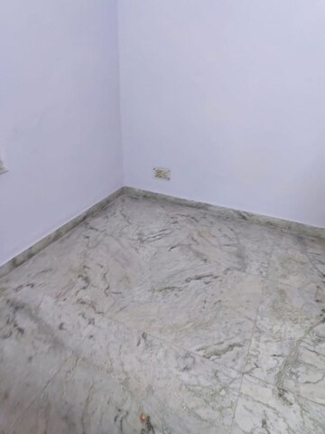 Room in 1.5 BHK Independent House at Sector 55 – for Rent