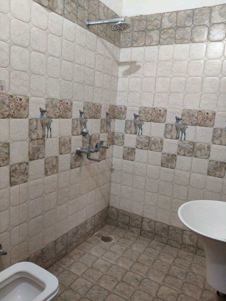Bathroom, sector 115 2 Bedroom 850 Sq.Ft. Builder Floor In Sector 115 Chandigarh 9812913