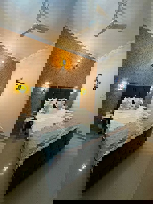 2 BHK + Servant Room Builder Floor For Rent in Sector 115